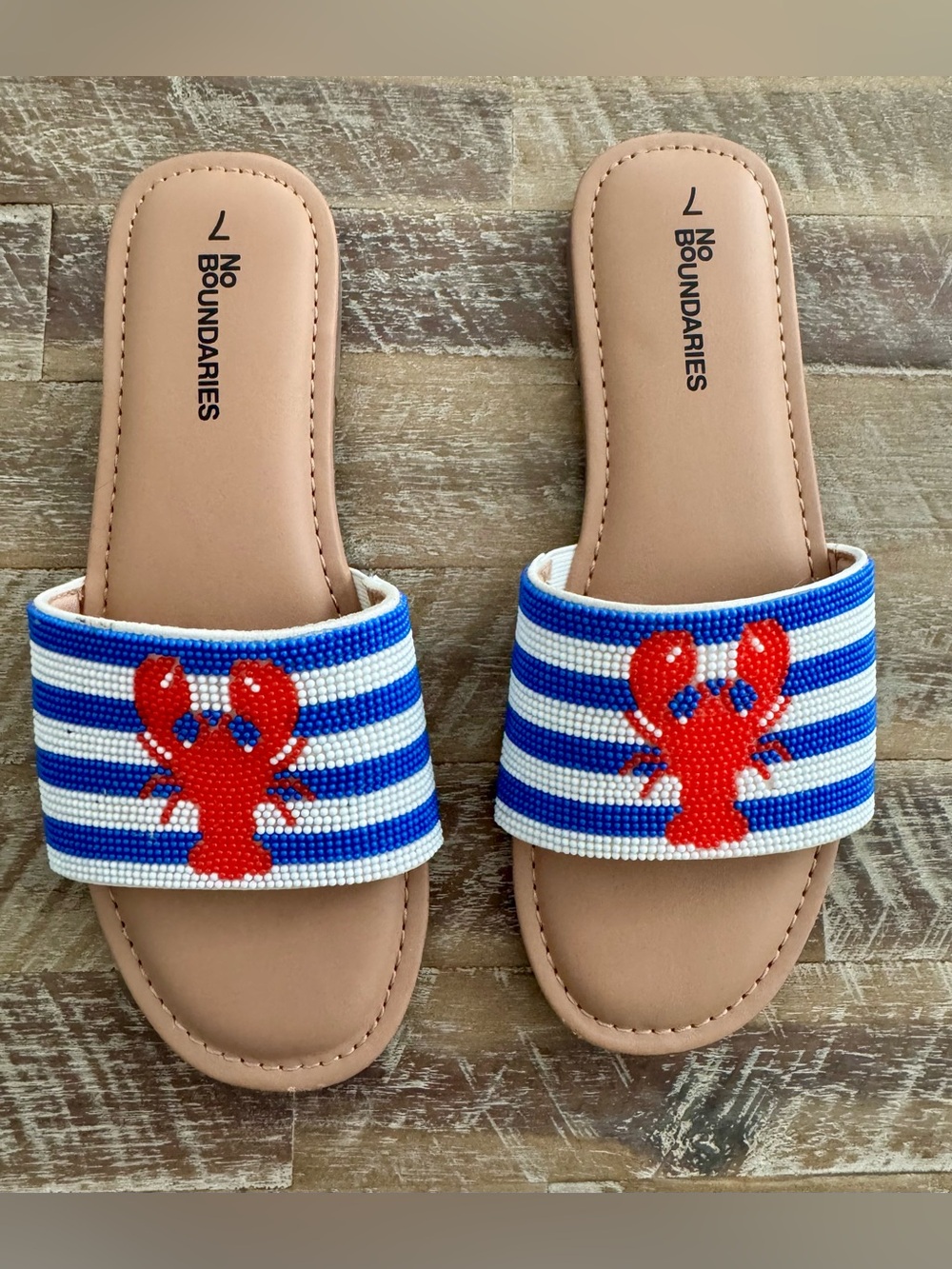 No Boundaries Kids' Blue, White & Red Lobster Beaded Slide Sandals